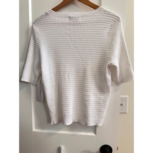 Liz Claiborne White M Waffle Knit Short Sleeved Sweater Preppy Basic Minimalist - Picture 2 of 7